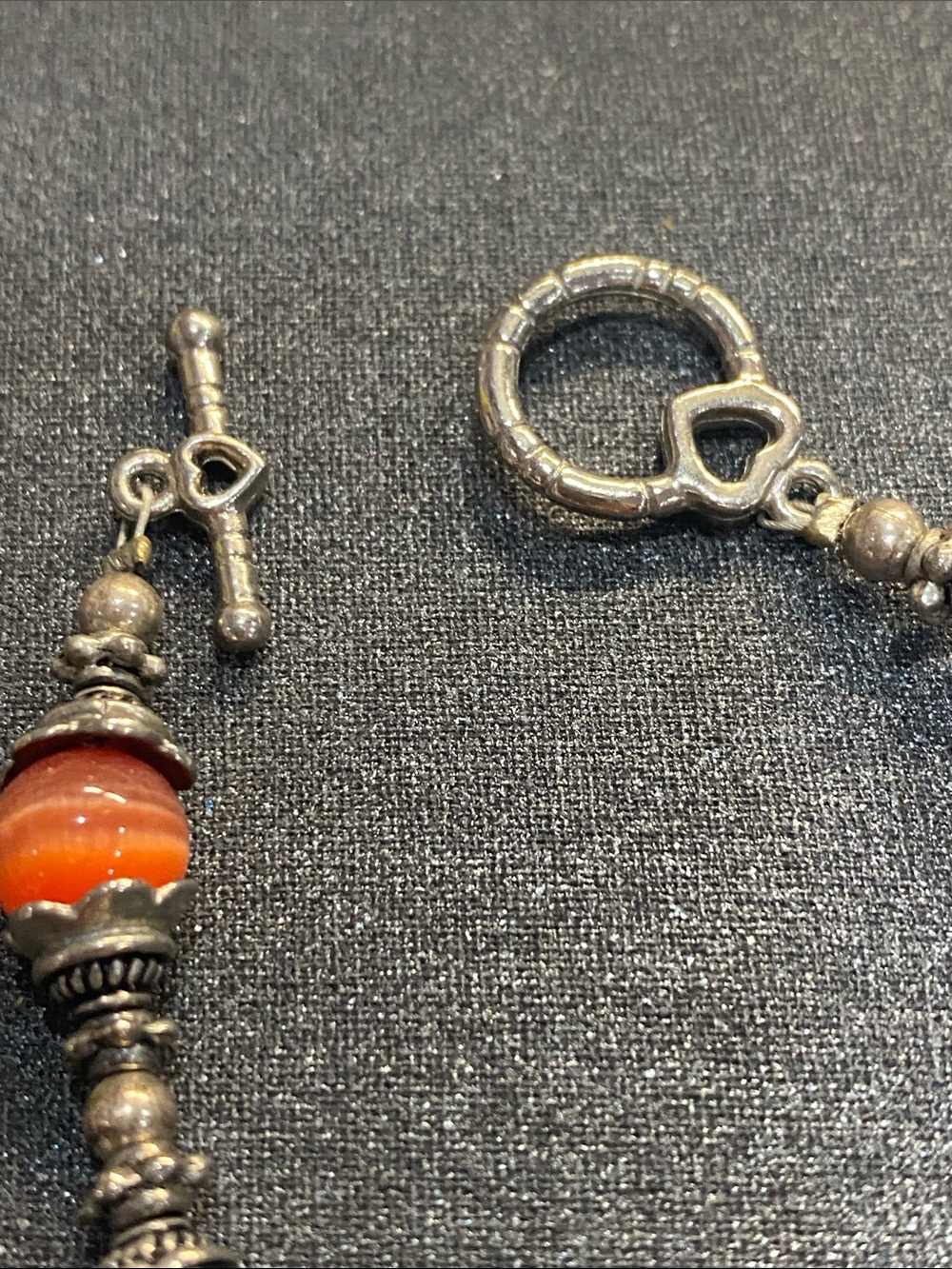 Vintage Cats Eye Toggle Bracelet 6 inch - Picture 4 of 4